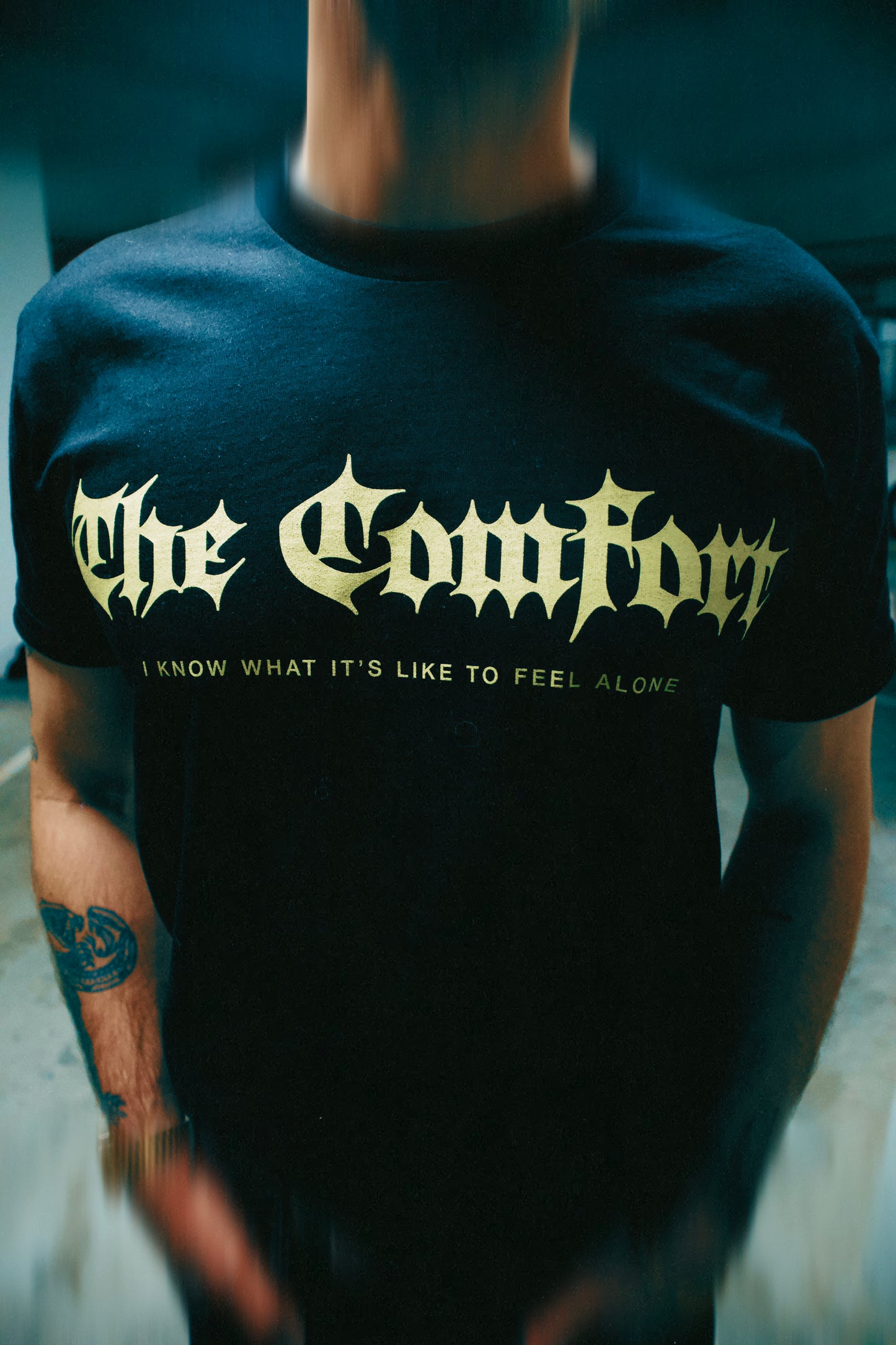 'Down'T-Shirt